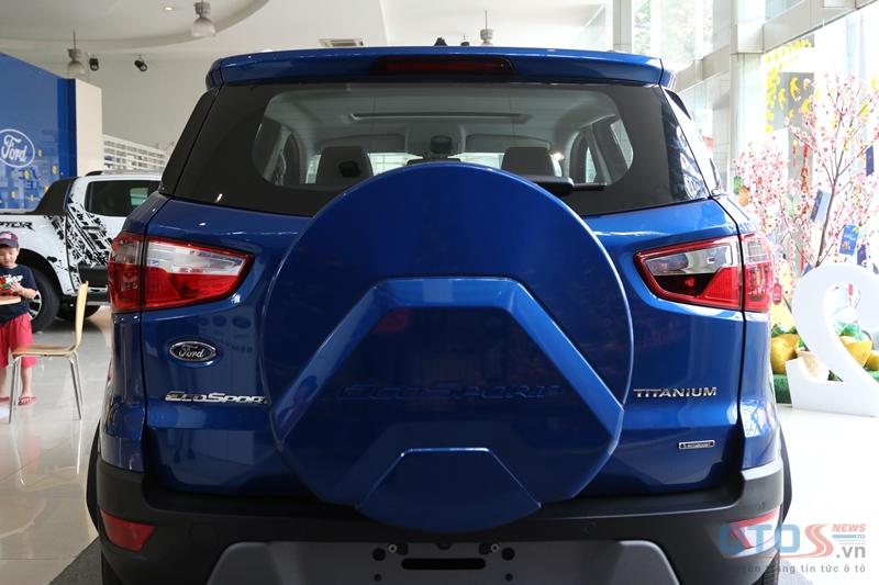 Cận cảnh phiên bản facelift Ford EcoSport 2018 mẫu Urban SUV bán chạy nhất tại Việt Nam.