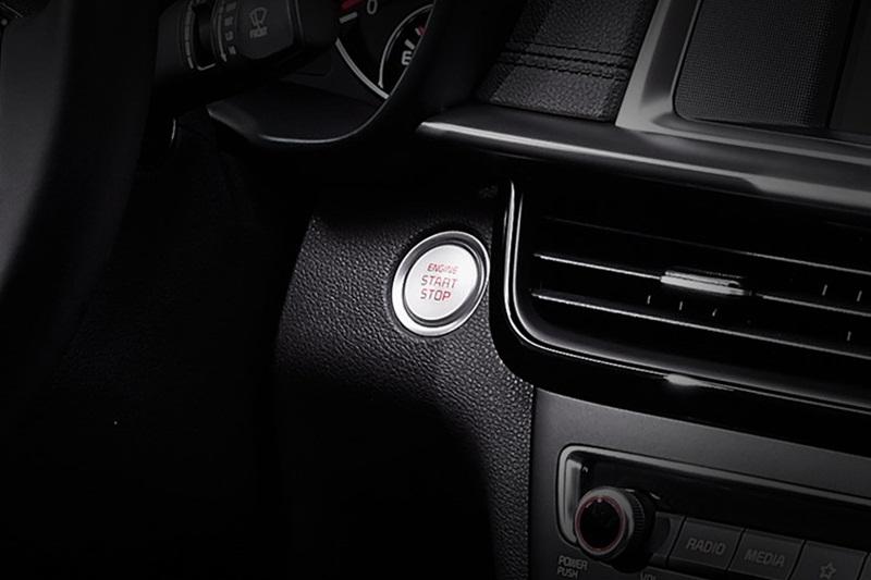 Cận cảnh Kia Optima vừa ra mắt, đối thủ trực tiếp Toyota Camry