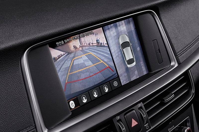 Cận cảnh Kia Optima vừa ra mắt, đối thủ trực tiếp Toyota Camry