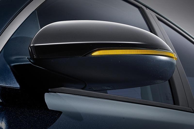 Cận cảnh Kia Optima vừa ra mắt, đối thủ trực tiếp Toyota Camry