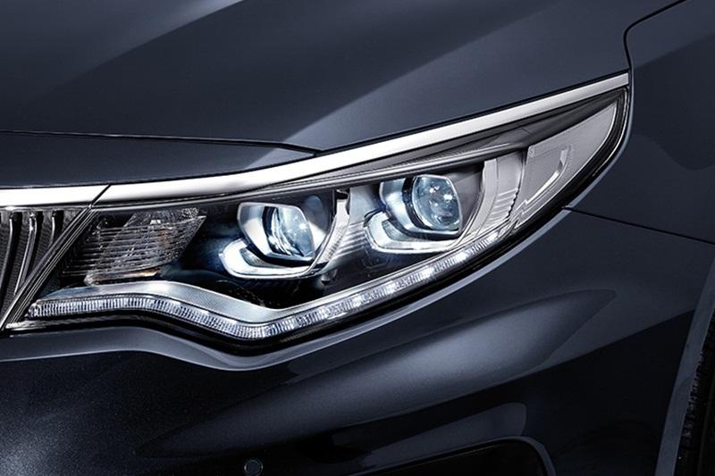 Cận cảnh Kia Optima vừa ra mắt, đối thủ trực tiếp Toyota Camry