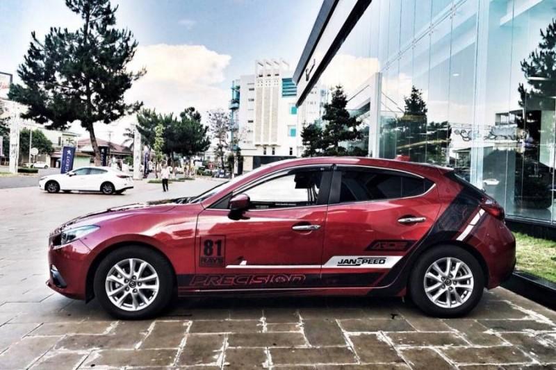 Mazda 3 hatchback 2017