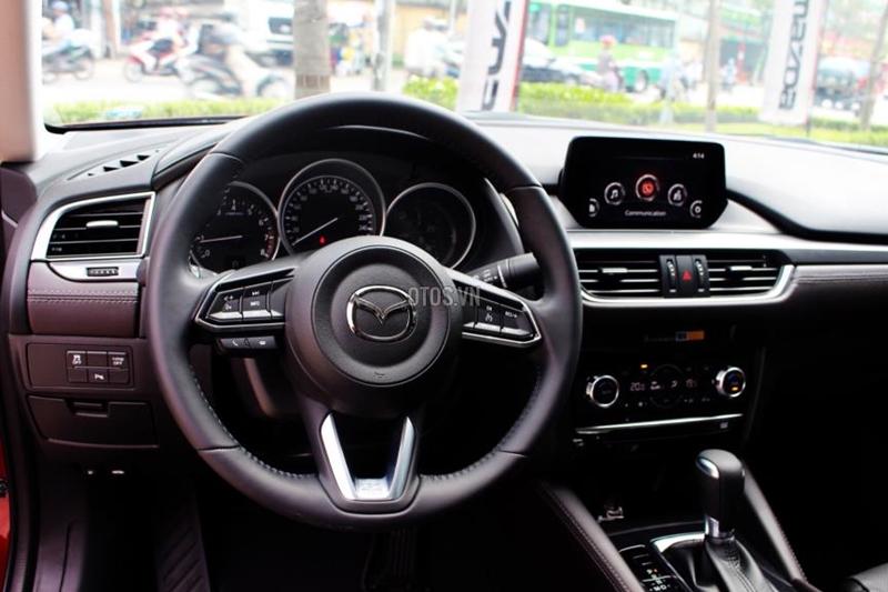 Chọn Mazda6 2018 hay Toyota Corolla Altis 2018 cho công ty trong tầm giá 850 triệu