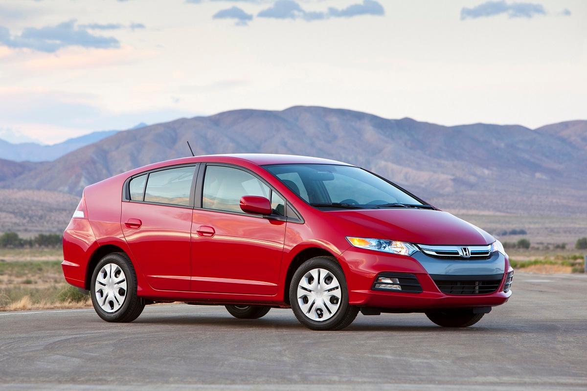 Top 10 xe hơi đời mới giá rẻ và tiết kiệm nhiên liệu