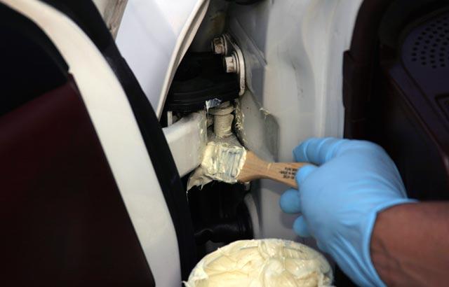 Các chi tiết nhỏ thường bị lãng quên trong việc bảo dưỡng xe ô tô