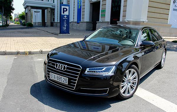 Những mẫu xe hơi 4 chỗ hạng sang đáng chú ý tại Việt Nam