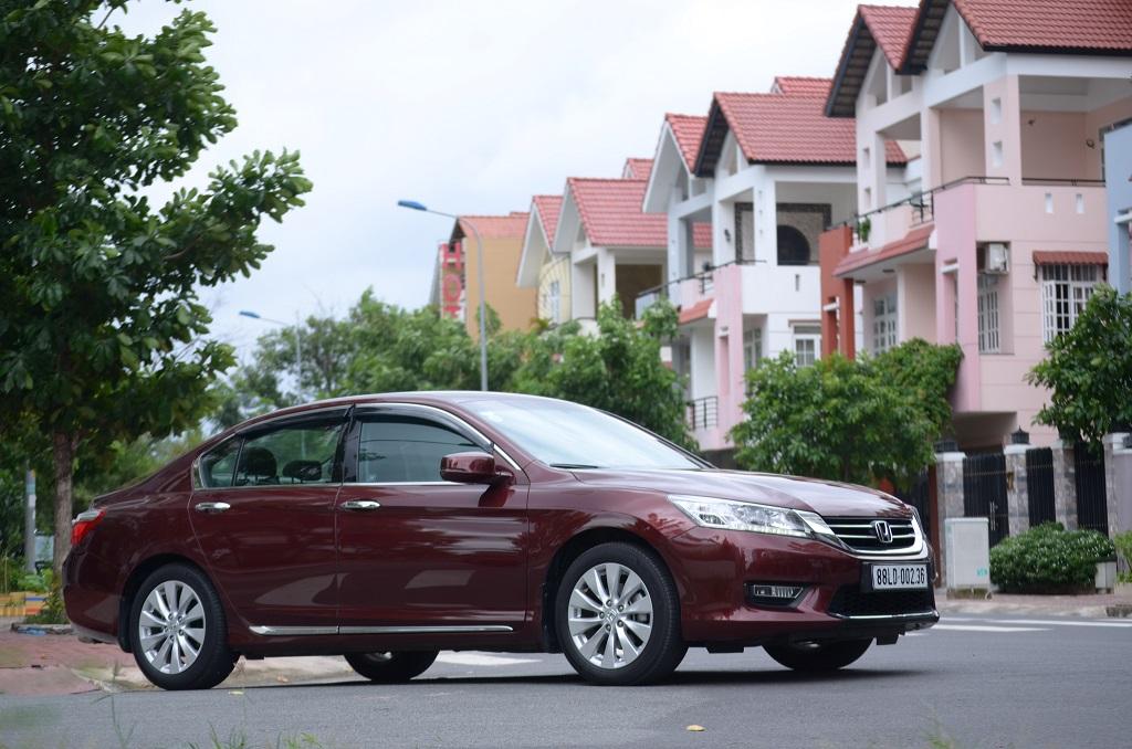 Chọn sedan rộng rãi thoải mái giá từ 1,3 đến 1,7 tỷ đồng