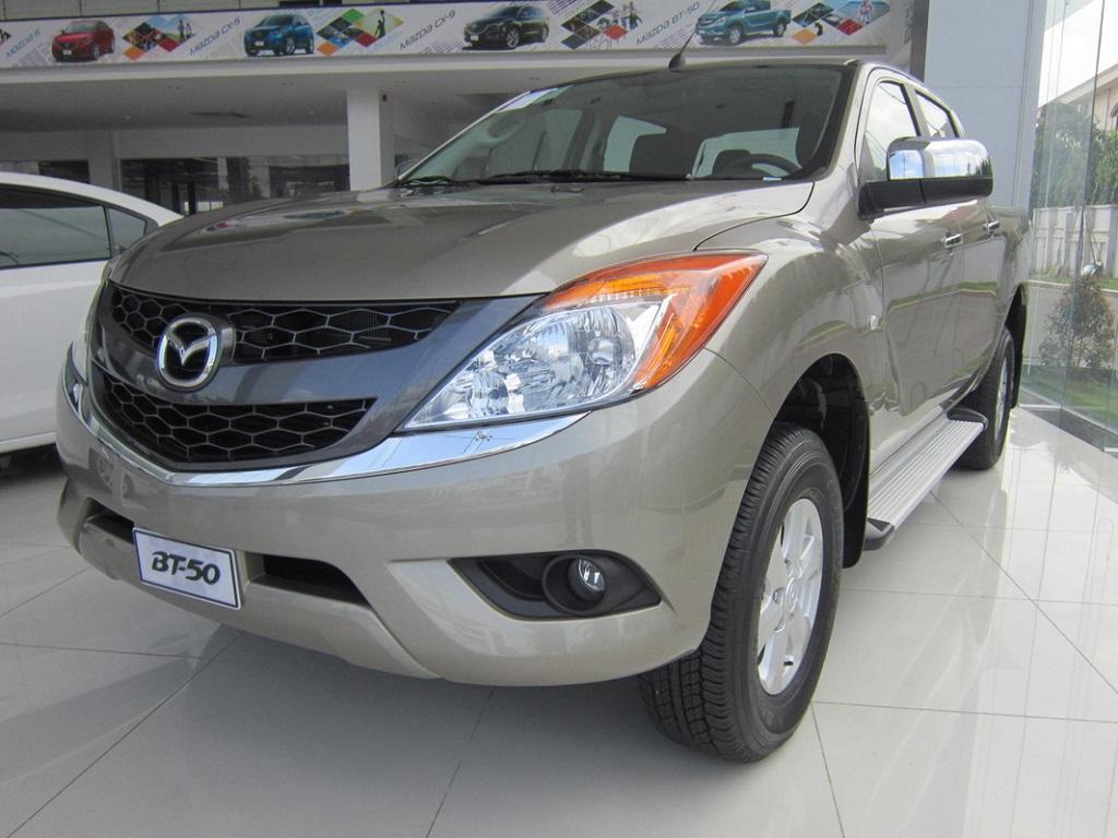 Với 830 triệu đồng, chọn Ford Ranger, Mazda BT50 hay Nissan Navara?