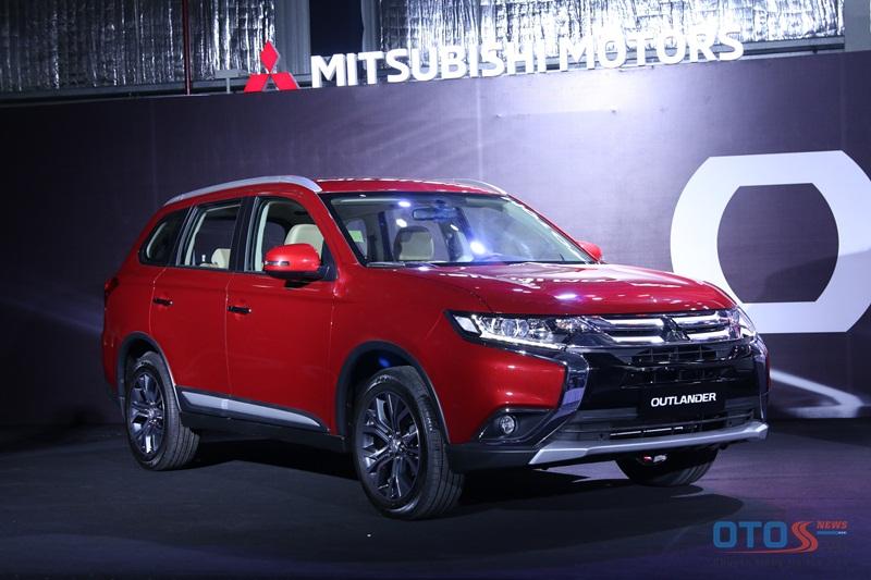 5 lựa chọn mua xe gia đình trong tầm giá 800 triệu đồng