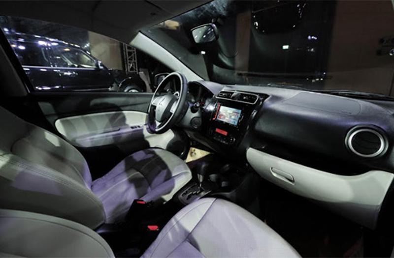 Có nên mua xe Mitsubishi Attrage 2014?