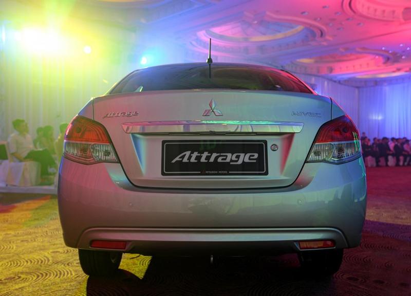 Có nên mua xe Mitsubishi Attrage 2014?