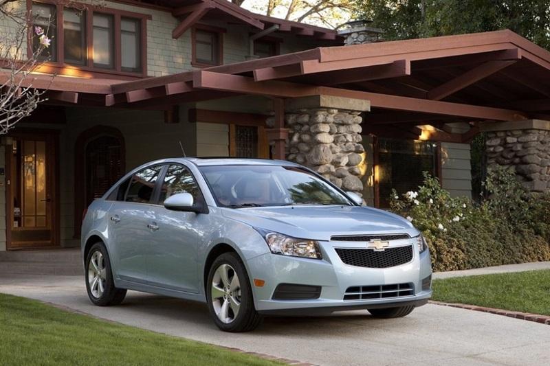 Với 500 triệu đồng có nên mua Chevrolet Cruze cũ đời 2013?