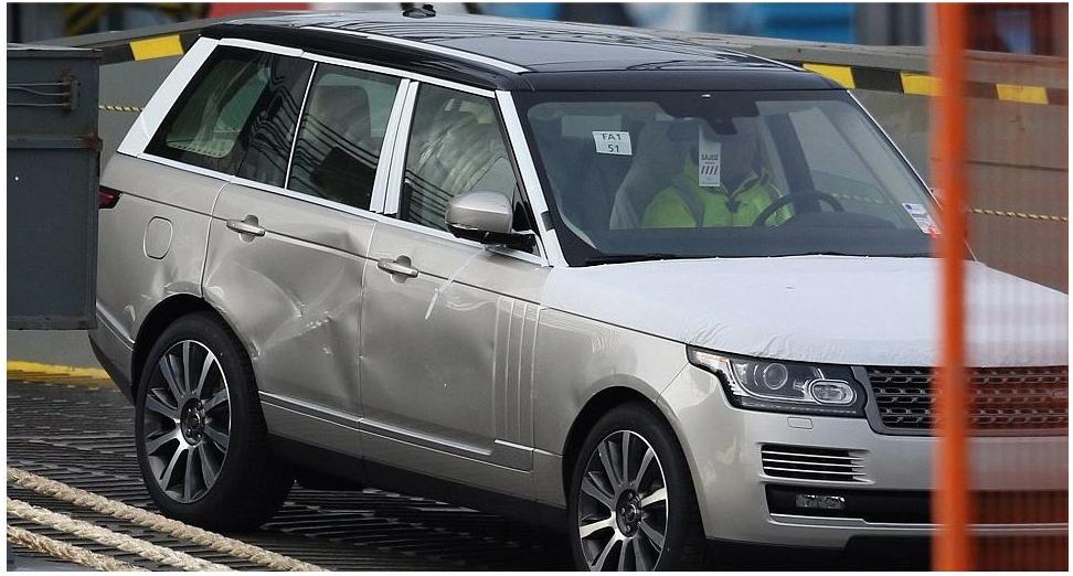 Ý kiến chuyên gia về cách khắc phục vết móp trên ô tô