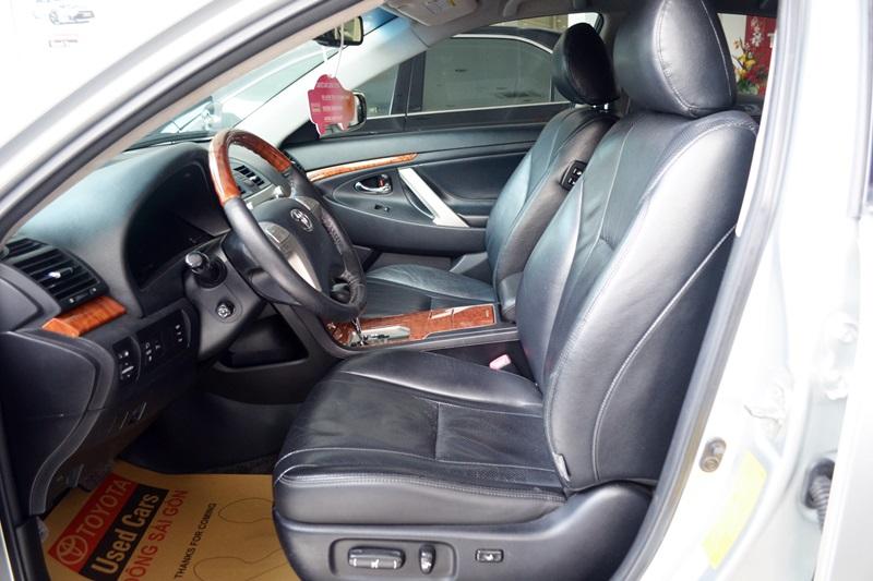 Mẹo kiểm tra ô tô đã qua sử dụng trước khi ngã giá