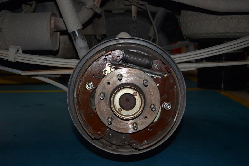 Kiểm tra, sử dụng hệ thống phanh trên ô tô như thế nào để đảm bảo an toàn?