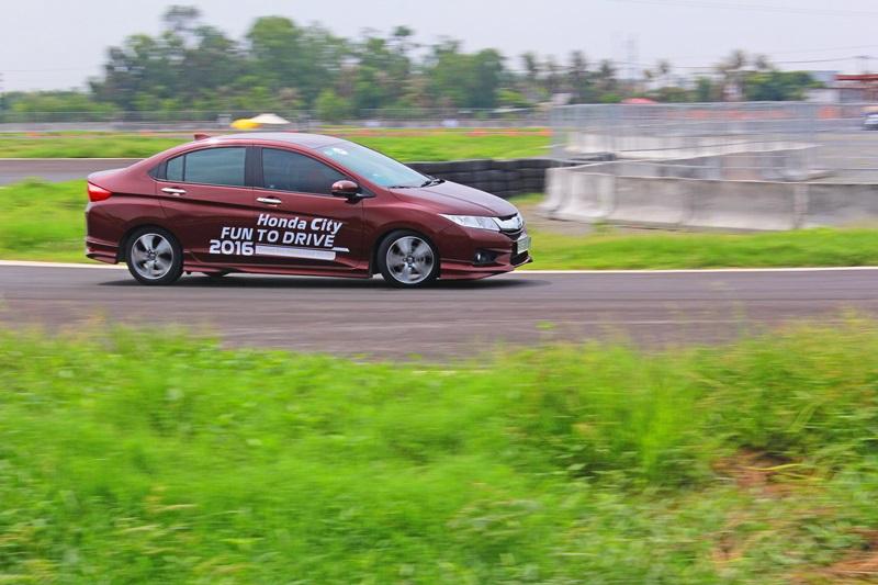 Có nên chọn ô tô sử dụng hộp số CVT - 5