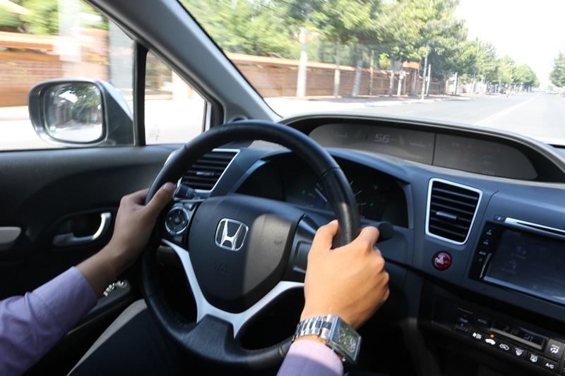 Những sai lầm khi lái xe số tự động