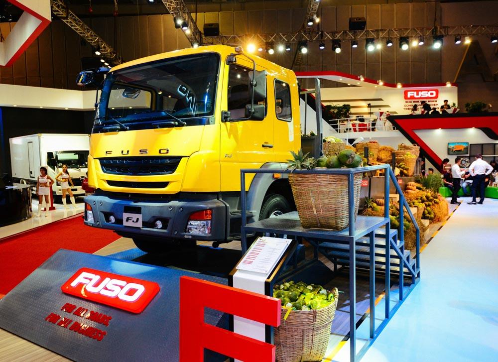 Video: Không gian phá cách của Fuso tại Vietnam Motor Show 2015