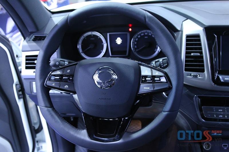 [VIMS 2017] - Cận cảnh SsangYong Rexton – Đối thủ mới của Toyota Fortuner tại Việt Nam