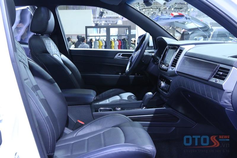[VIMS 2017] - Cận cảnh SsangYong Rexton – Đối thủ mới của Toyota Fortuner tại Việt Nam