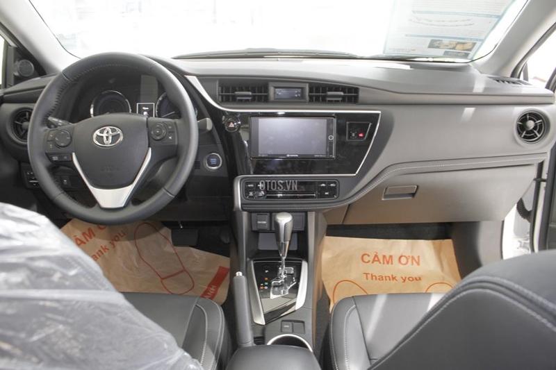 Chọn Mazda6 2018 hay Toyota Corolla Altis 2018 cho công ty trong tầm giá 850 triệu