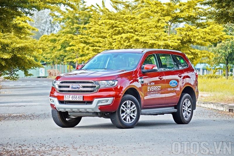 Nhà 6 người, nên mua SUV hay MPV/Minivan?