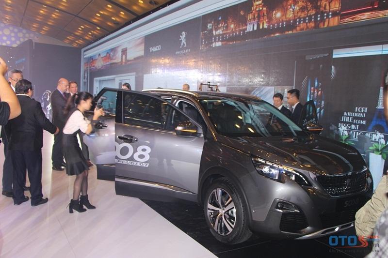 [Video]- Đánh giá nhanh Peugeot 5008: thời thượng và hiện đại, đối thủ nặng kí của Toyota Fortuner