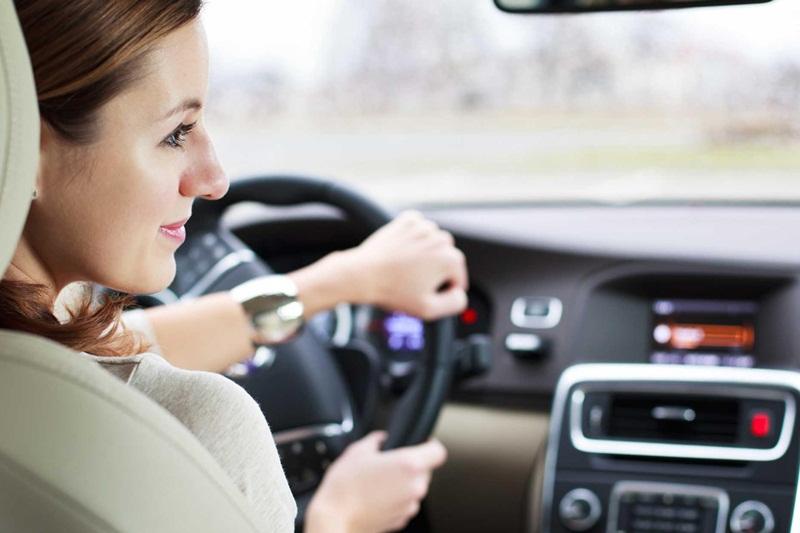 Thói quen xấu khi lái xe có thể gây tai nạn chết người