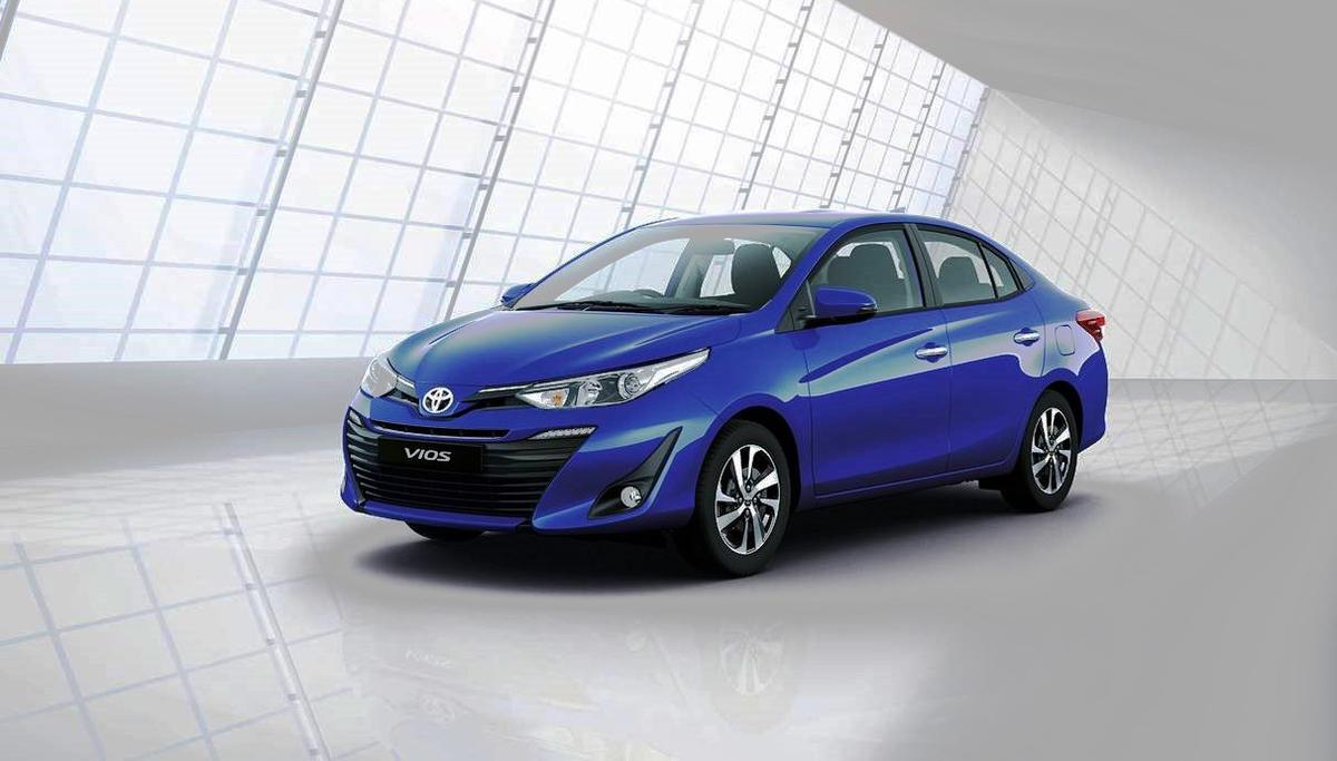 nên chọn toyota vios hoặc honda city để thi bằng lái ô tô