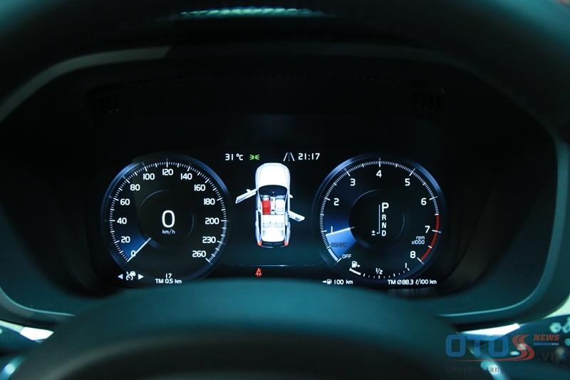 Cận cảnh Volvo XC60 2018 tại Việt Nam: Đẹp từ trong ra ngoài, an toàn bậc nhất thế giới