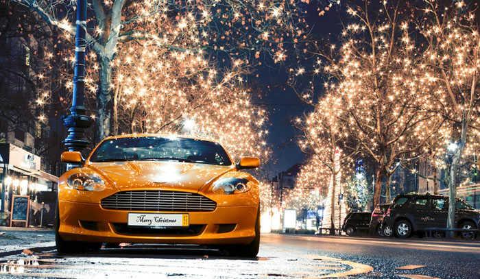 Những mẫu xe hơi thiết kế độc đáo cho Giáng Sinh