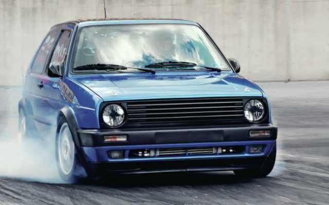 Volkswagen Golf 1 của bà thử tướng Đức Merkel