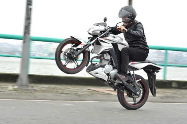 Yamaha FZ 150i - Mô Tô Thể Thao Đẹp Mắt