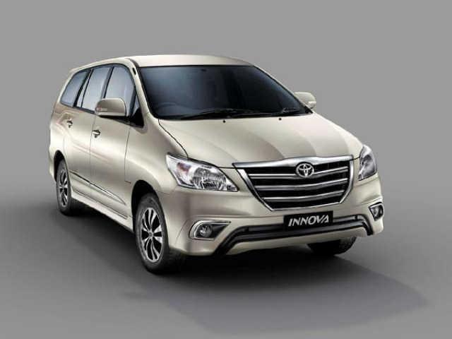 Toyota Innova 2015