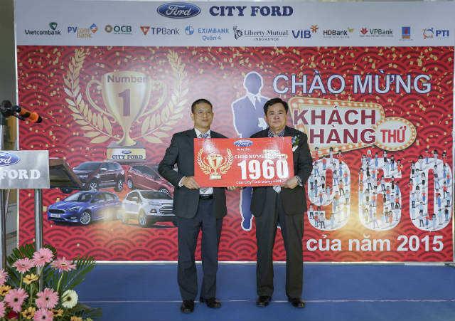 City Ford đạt mốc khách hàng thứ 1960 của năm 2015