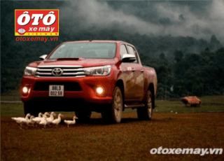 Bất ngờ với kiểu dáng Toyota Fortuner 2016 khi trình làng tại Việt Nam