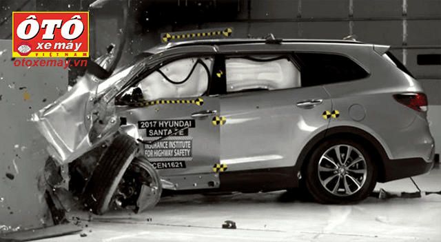Hyundai Santa Fe 2017 đạt chuẩn an toàn cao nhất gì của Mỹ?