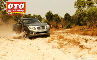 Sức mạnh của bán tải Nissan NP300 Navara chấp mọi địa hình