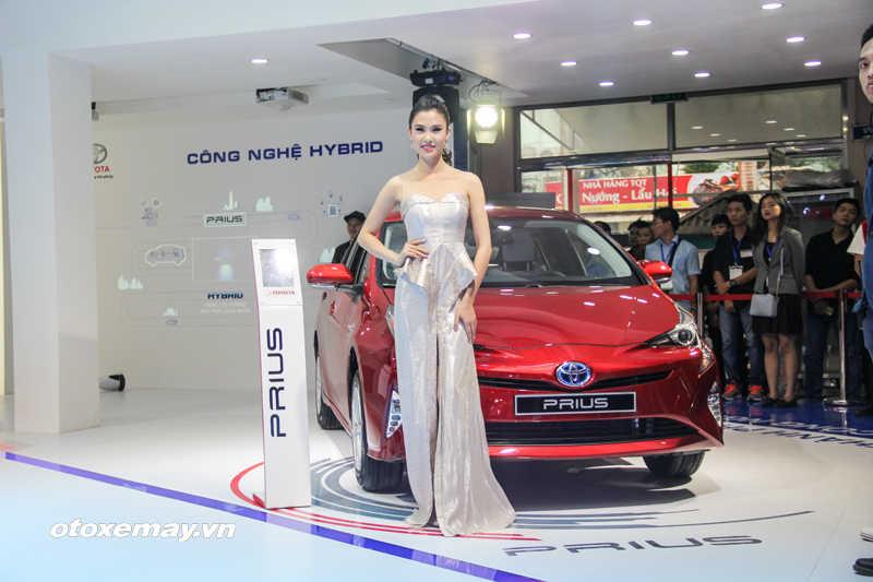 Khách hàng Việt sắp được mua Toyota Prius chính hãng