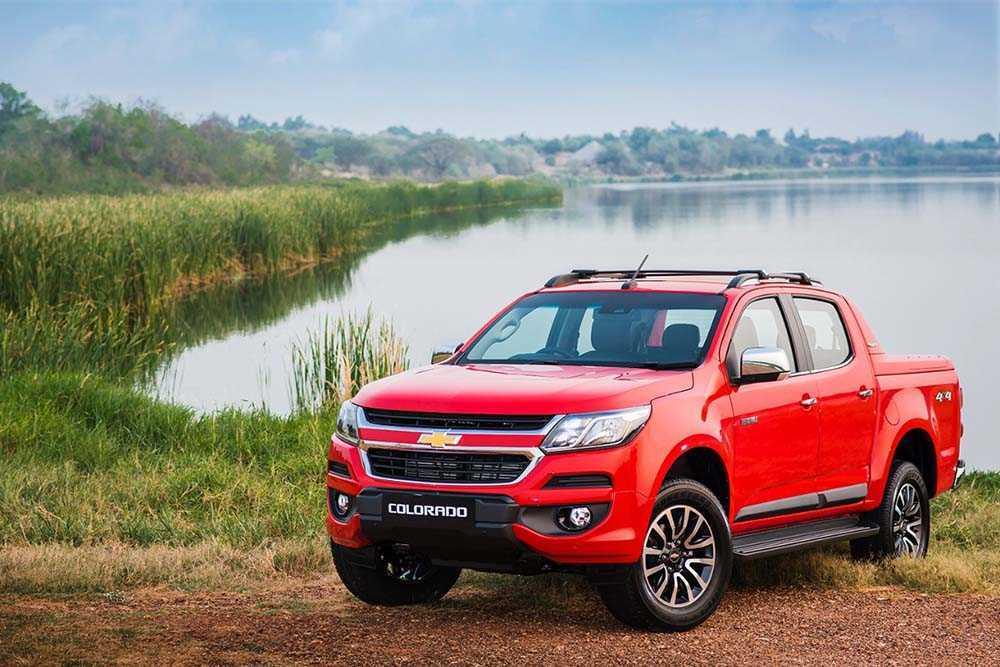 Đánh giá Chevrolet Colorado 2017 (new)
