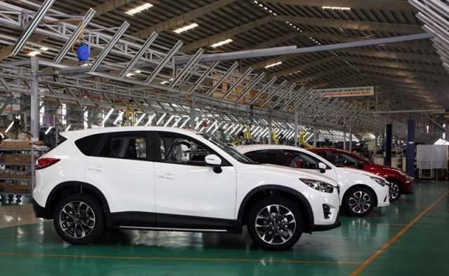 Ưu đãi đổ dồn cho xe trong nước