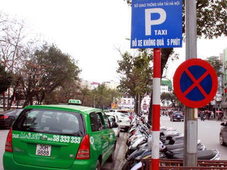 Dừng, đỗ xe thế nào để không bị xử phạt