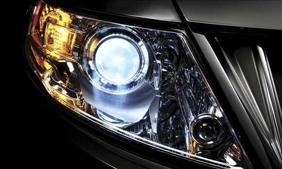 Sử dụng đèn pha sao cho lịch sự?