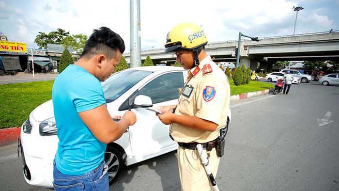Được dùng bản sao giấy đăng ký xe khi tham gia giao thông