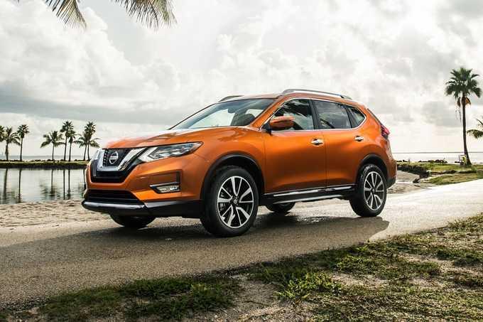Nissan Rouge là mẫu xe 5 chỗ tiết kiệm xăng có giá bán rất hấp dẫn