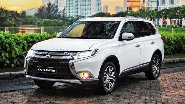 Đánh giá xe Mitsubishi Outlander 2018 7 chỗ: bước ngoặt lịch sử