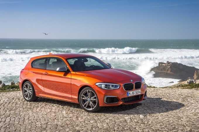 Sức hấp dẫn không thể chối từ của BMW M135i 2018