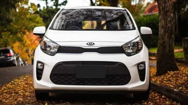 Kia Morning Van 2018 có sự lột xác nhẹ trong thiết kế.