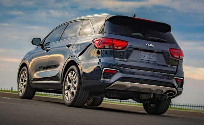 Chi tiết thiết kế nội ngoại thất và tiện nghi trên xe 2019 Kia Sorento SX-L
