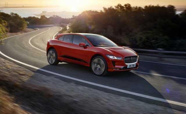 2019 Jaguar I-Pace có nhiều nét tương đồng với bản concept được giới thiệu trước đó. Nguồn: Car and Driver